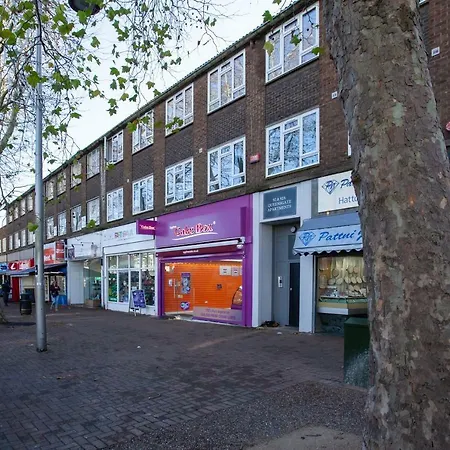 Treetops Apartment Milton Keynes Exterior photo